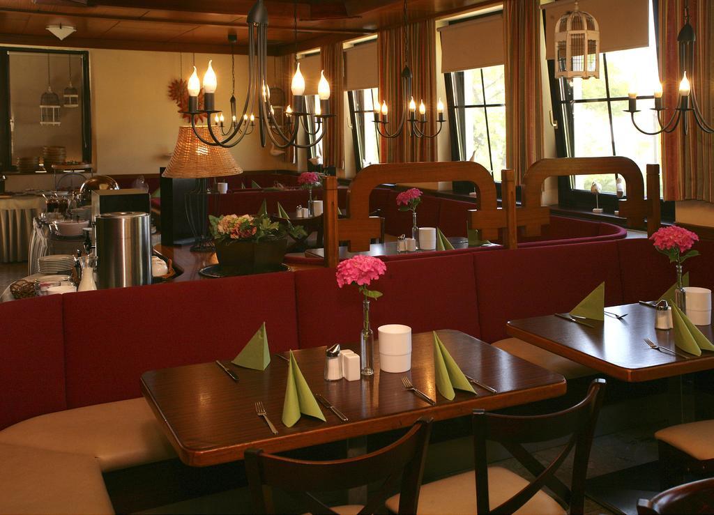 Hotel Johannes-Zeche Illmitz Eksteriør bilde